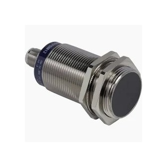 CZUJN.INDUKC.M30 15mm DC M12 PNP/NO